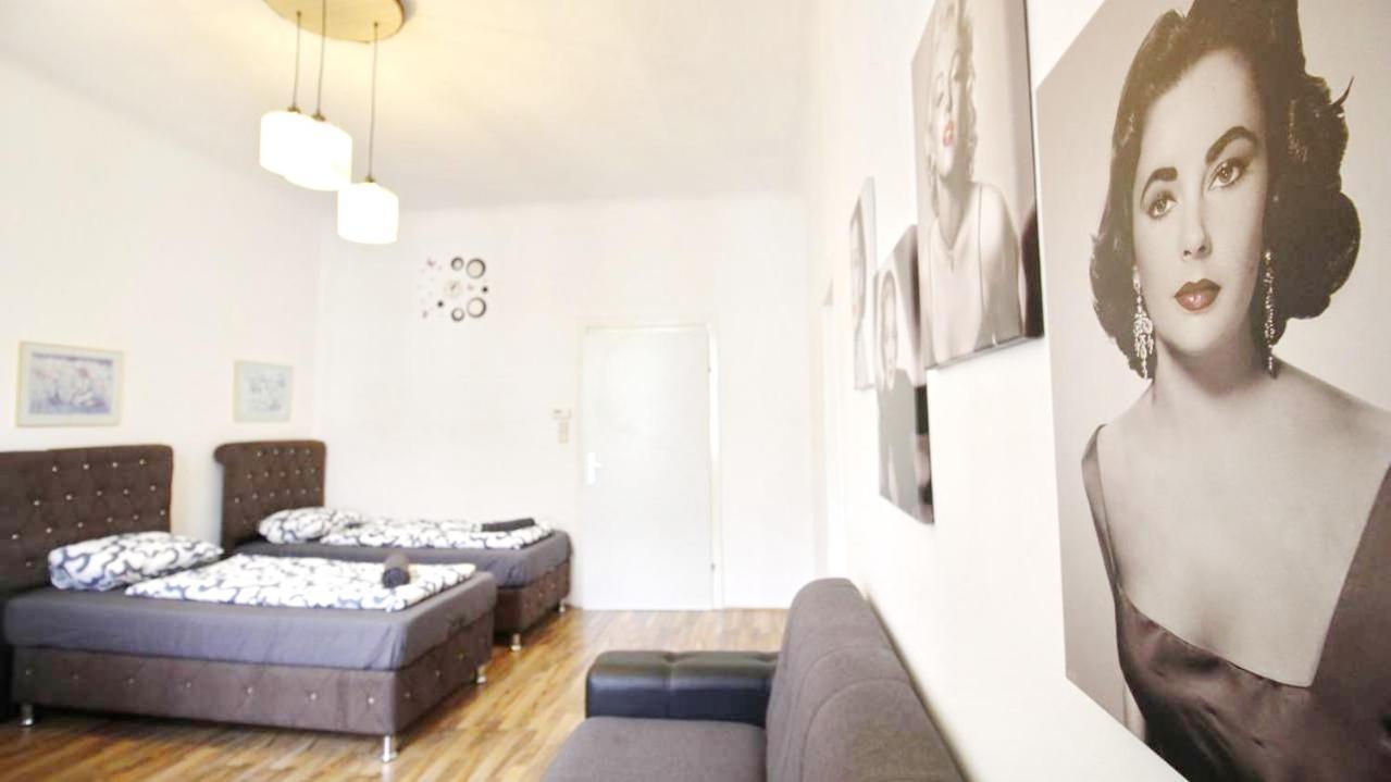 Comfortable Rooms Near Schoenbrunn Palace Hl Vienna Esterno foto