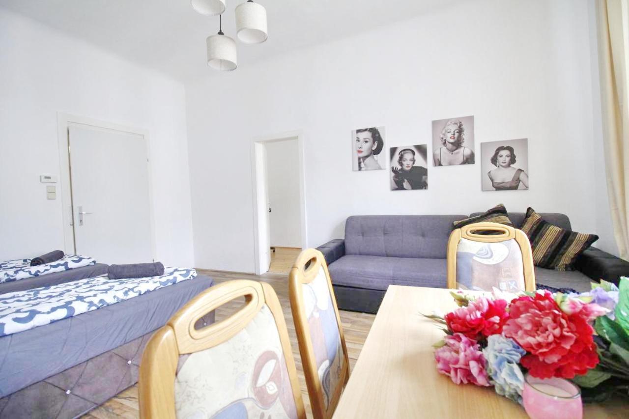 Comfortable Rooms Near Schoenbrunn Palace Hl Vienna Esterno foto