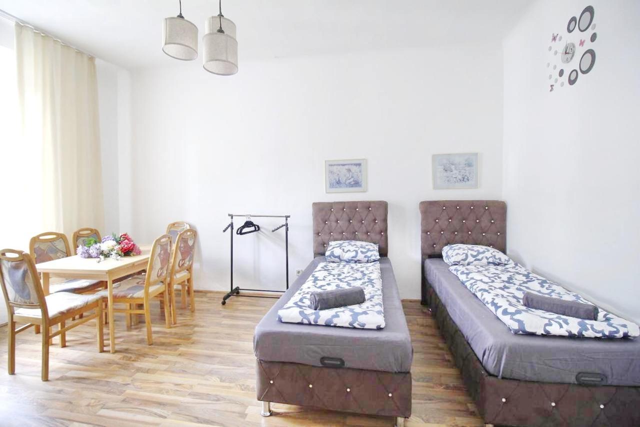 Comfortable Rooms Near Schoenbrunn Palace Hl Vienna Esterno foto