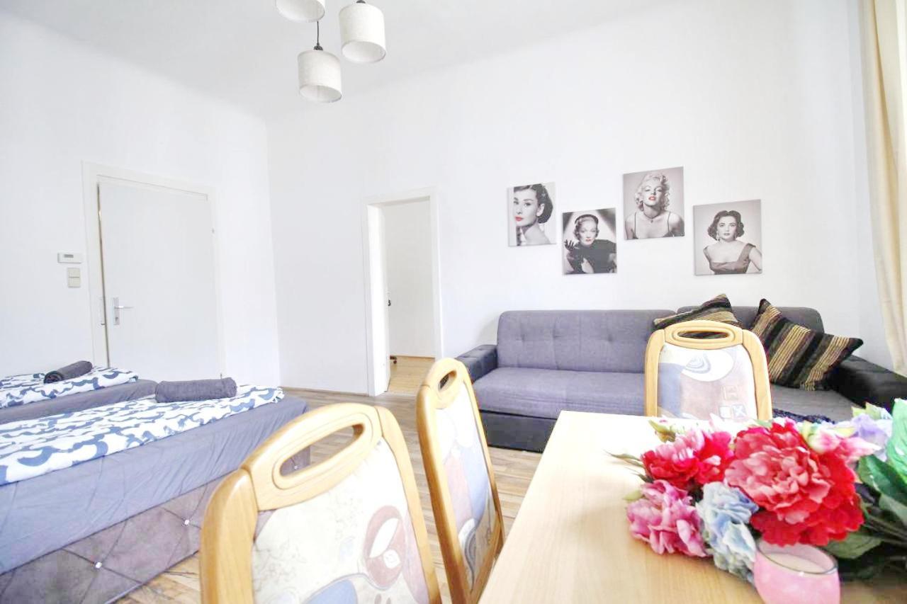 Comfortable Rooms Near Schoenbrunn Palace Hl Vienna Esterno foto